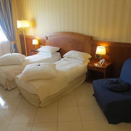 Hotel Joyfull Napoli Eksteriør billede