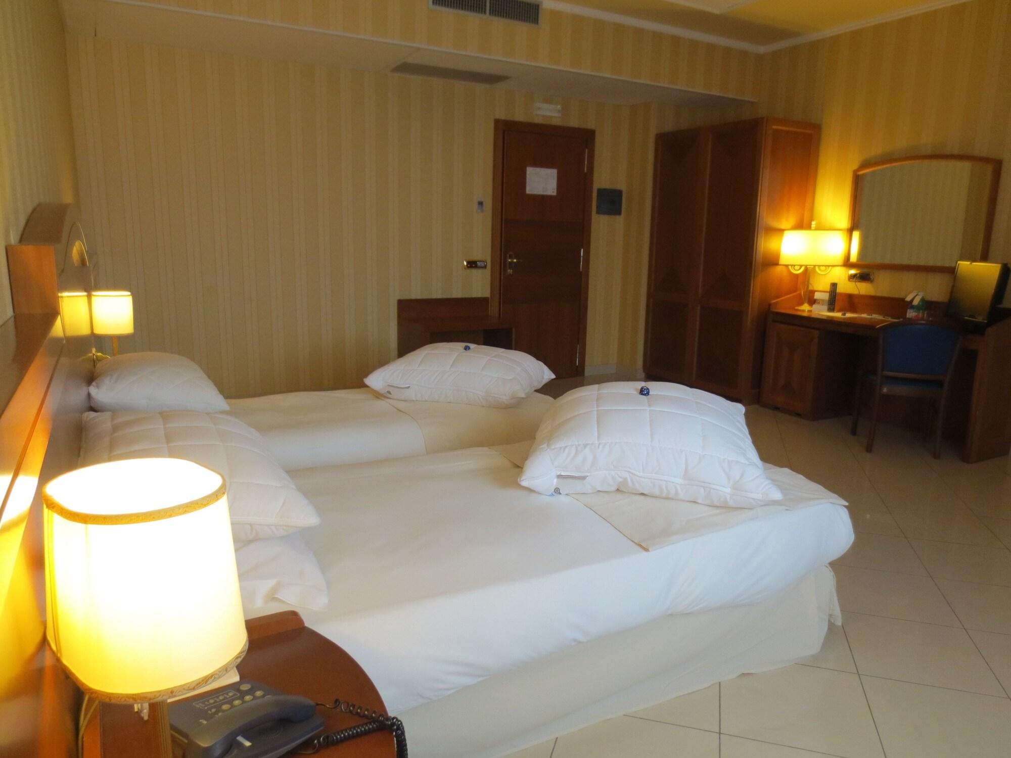Hotel Joyfull Napoli Eksteriør billede