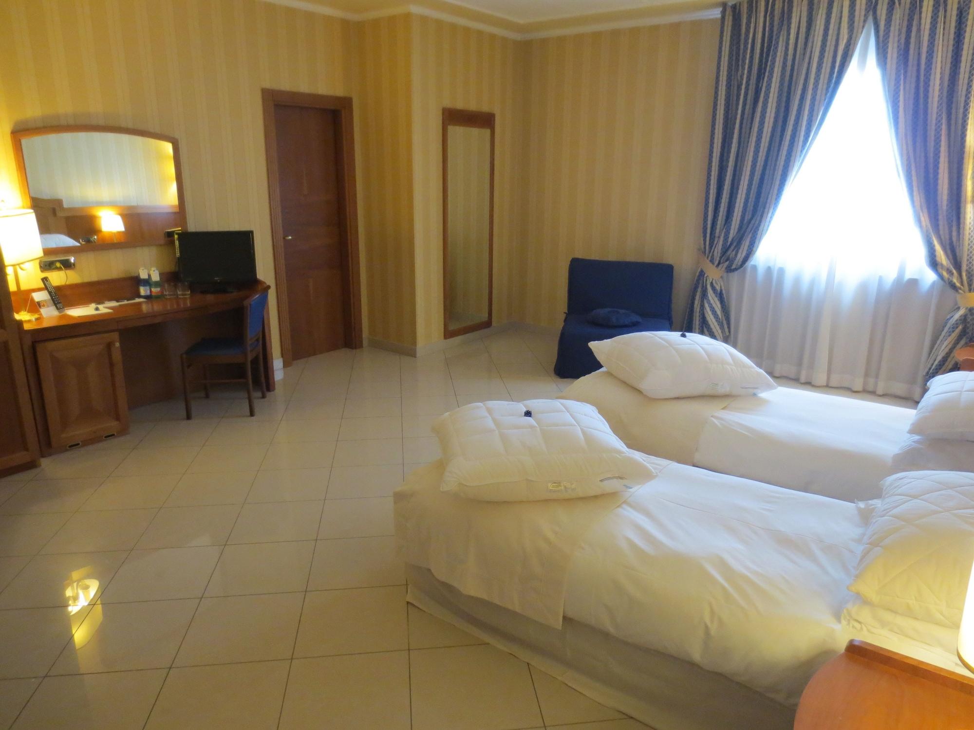 Hotel Joyfull Napoli Eksteriør billede