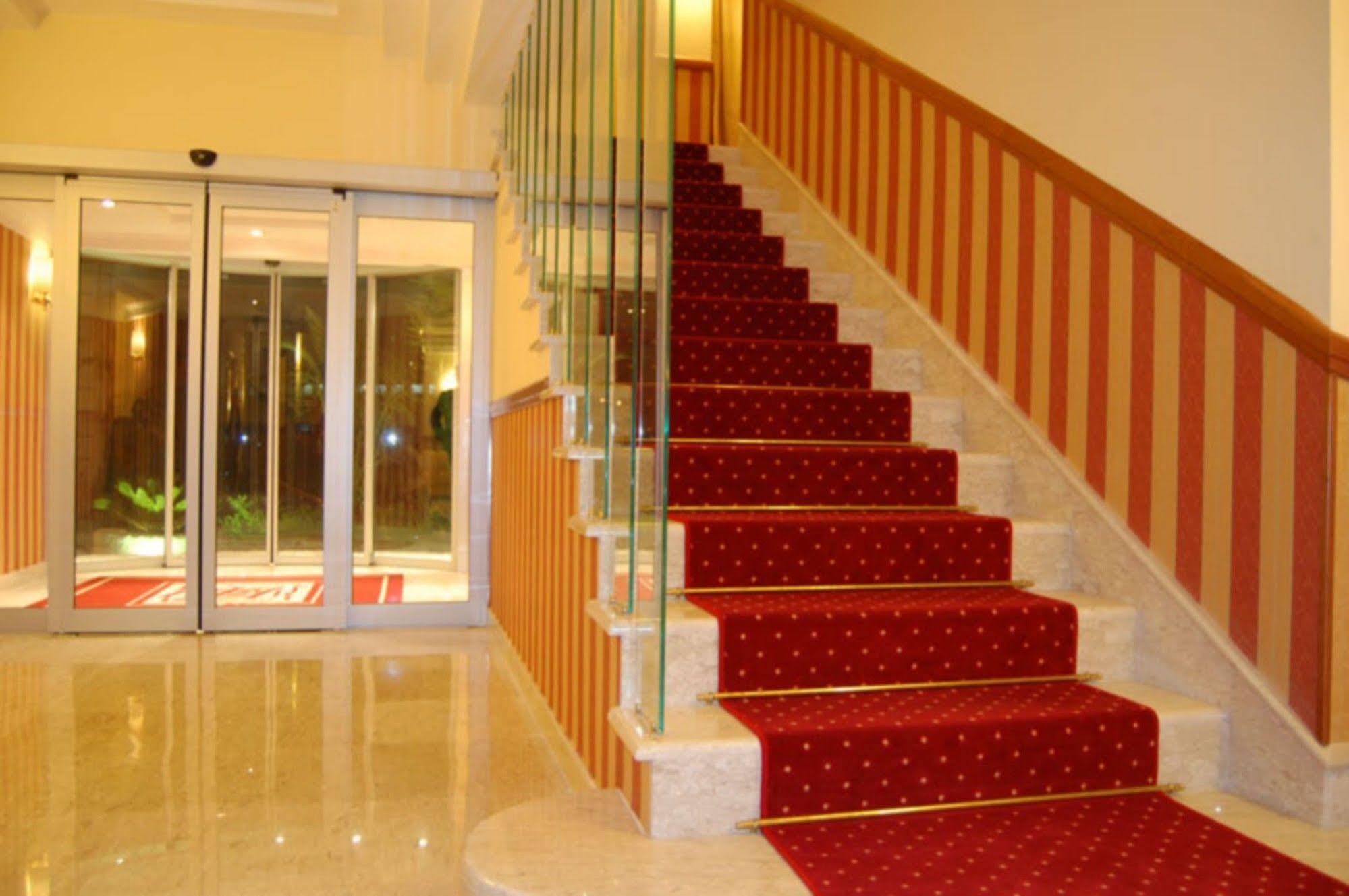 Hotel Joyfull Napoli Interiør billede